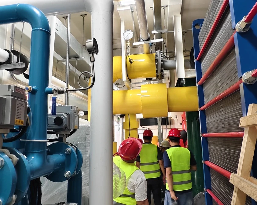&zwnj;Planta de refrigeraci&oacute;n en contenedores