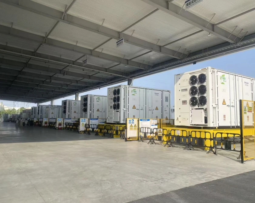 &zwnj;Contenedor de almacenamiento de energ&iacute;a